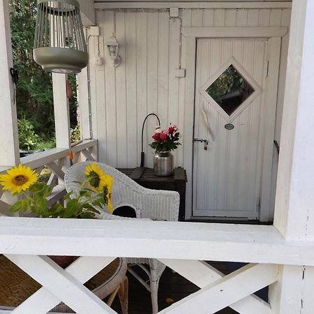 Ilmastoitu Kesaemoekki Askolassa Laehellae Porvoota Extérieur photo